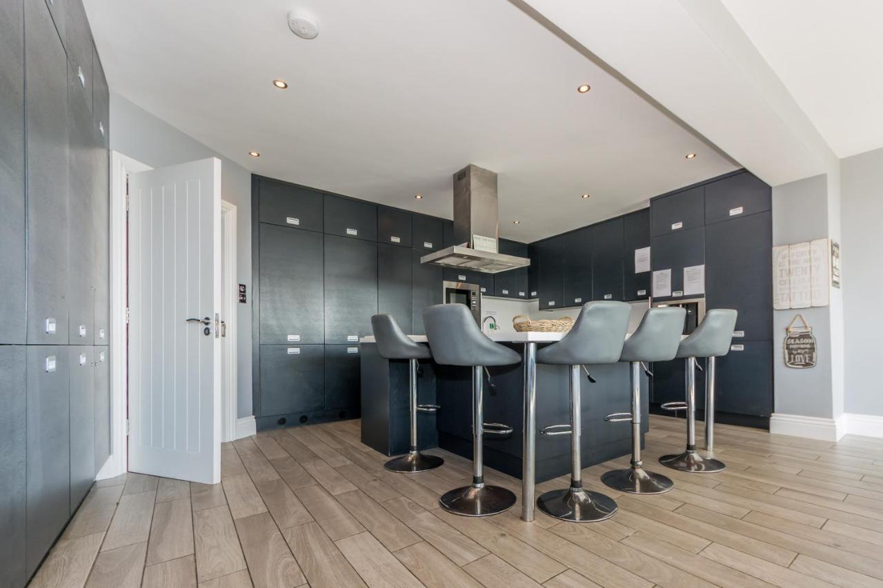 Ocean View,Kinsale, Hosted By Exquisite Holiday Homes, Sleeps 22 Bagian luar foto